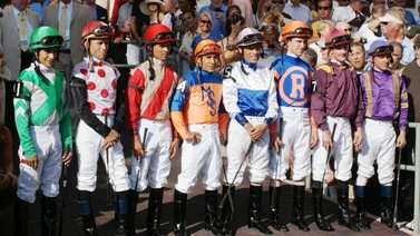 Este puede ser el salario base de un jockey en Estados Unidos al mes