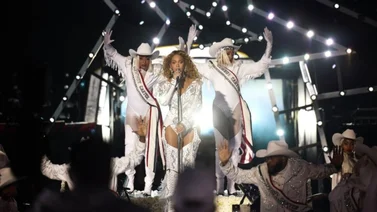 Así fue la presentación de Beyoncé en el entretiempo de la NFL (+Video)