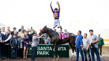 Franckie Dettori completa trifecta de jockeys italianos en Santa Anita Park