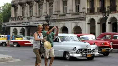 turistas canadienses viajan a Cuba turistas canadienses viajan a Cuba