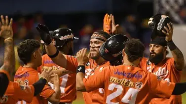 LVBP: Bateo oportuno y buen pitcheo le dan primer triunfo a las Águilas
