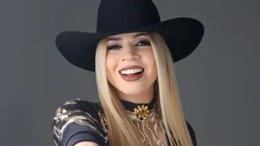 Yenifer Mora declara que "Esta vida es pa' gozarla" Yenifer Mora declara que "Esta vida es pa' gozarla"