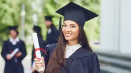 Abren inscripciones para las becas universitarias LAWA 2025 en Charlotte