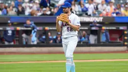 MLB: Los Padres de San Diego fortalecen su bullpen con la firma del relevista Ty Adcock