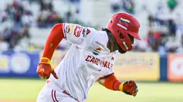 LVBP: Cardenales prevaleció ante Tiburones en partido de mucho peso
