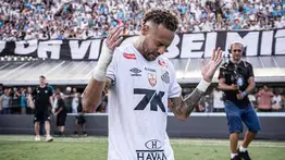 ¡Milagro! Santos golea y sobrevive al descenso gracias al coraje de Neymar