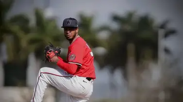 San Diego sigue acumulando brazos: Padres fichan al relevista Daison Acosta San Diego sigue acumulando brazos: Padres fichan al relevista Daison Acosta