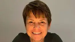 Actriz estadounidense muere tras ser arrollada en Broadway