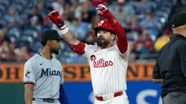 MLB: Kyle Schwarber entra en un club histórico con Sosa y Judge