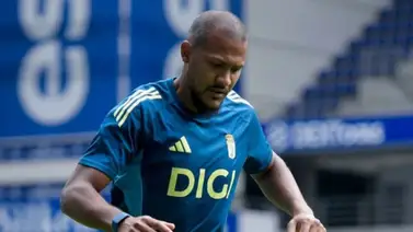 Real Oviedo de Salomón Rondón toma decisiones tras la debacle en Sevilla Real Oviedo de Salomón Rondón toma decisiones tras la debacle en Sevilla