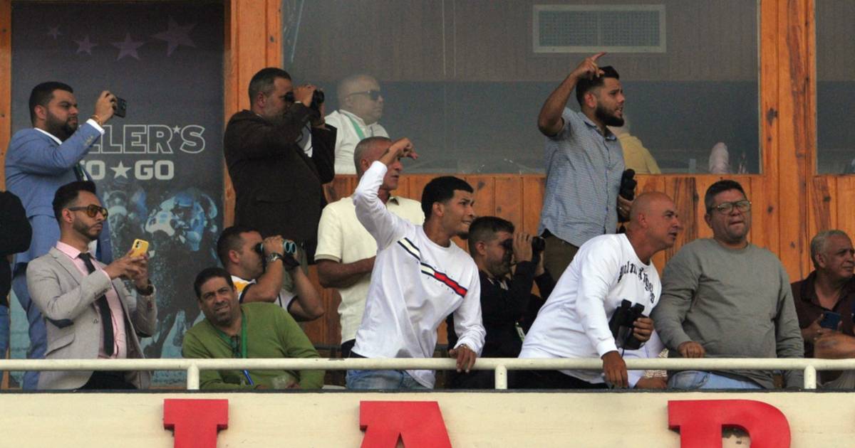 Milei viaja a Estados Unidos tras victoria de Latina Parts en Clásico Senegal