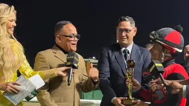 Júnior Alvarado recibe galardón como Atleta Meridiano 2025 Júnior Alvarado recibe galardón como Atleta Meridiano 2025