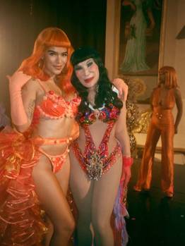 Karol G y Lyn May se unieron para derrochar sensualidad en video