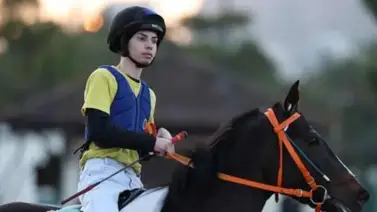 Tragedia hípica: Murió un jockey de 16 años tras una caída en Río de Janeiro Tragedia hípica: Murió un jockey de 16 años tras una caída en Río de Janeiro