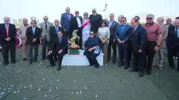 El Hipódromo de Monterrico despidió a Edwin Talaverano: Se retira una leyenda viva del turf sudamericano