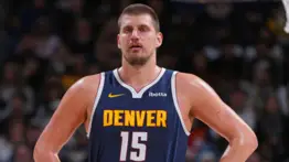 ¿Sumará un nuevo trofeo? Nikola Jokic rebasa a Shai Gilgeous-Alexander en la carrera por el MVP