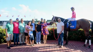 ¡Back to back! Luis Valerón entrenador venezolano consigue su segunda estadística en el hipódromo V Centenario ¡Back to back! Luis Valerón entrenador venezolano consigue su segunda estadística en el hipódromo V Centenario