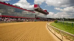Poder en pareja: Yedsit Hazlewood y Brittany Russell dominan el meeting de otoño de Laurel Park